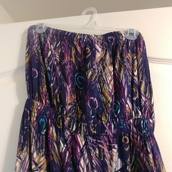 🔴 Bogo sale Peacock maxi dress - Picture 3 of 3